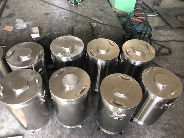 克拉瑪依轉運鉛罐